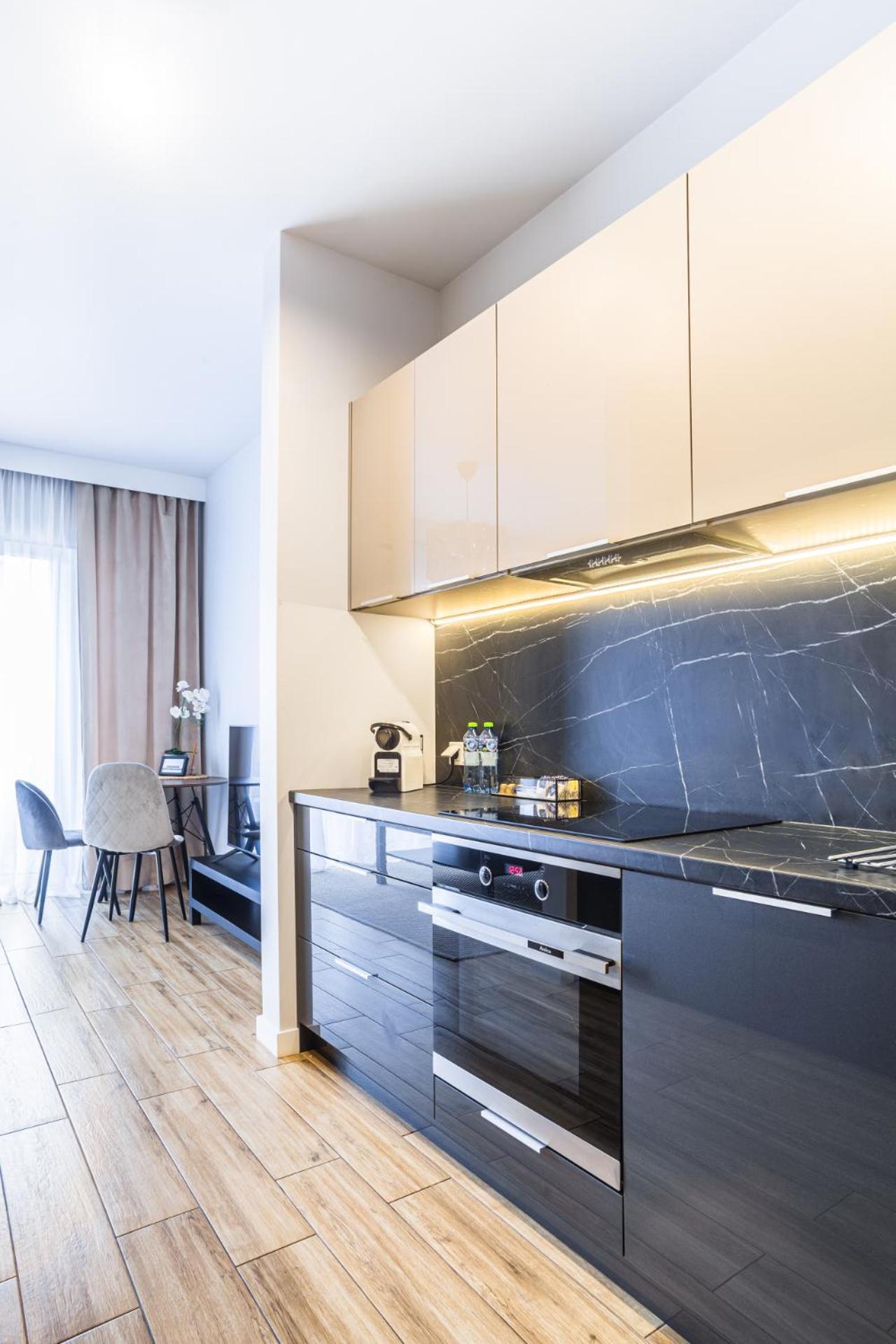 Apartamenty Ceglana Park -Parking W Hali Garazowej- Piekne Nowe Osiedle Katowice Extérieur photo